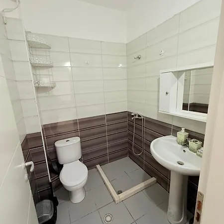 Azalea Apartments Sarande Exterior photo
